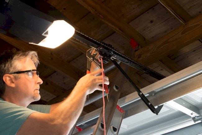 What Are The Advantages Of Automatic Garage Door Service?