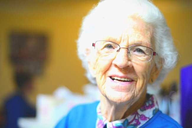 How to Choose the Right Medical Alarm for Seniors