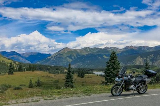 Top Motorcycle Rides in Colorado 