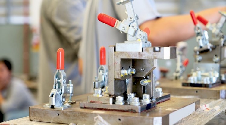 5 Important Factors to Consider Before Buying Toggle Clamp