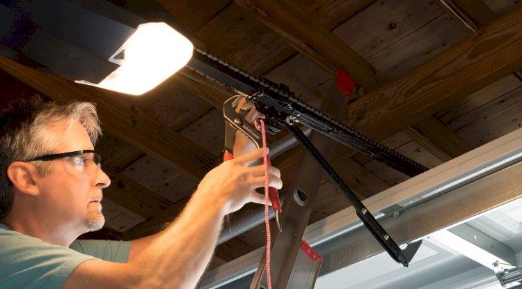 What Are The Advantages Of Automatic Garage Door Service?
