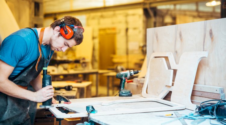 Top 6 Reasons to Find the Best Cabinet Makers for Your Place