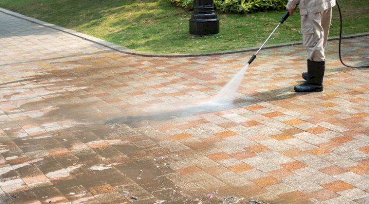 Quick Driveway Cleaning Tips To Keep It Looking New