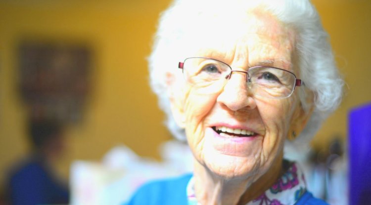 How to Choose the Right Medical Alarm for Seniors