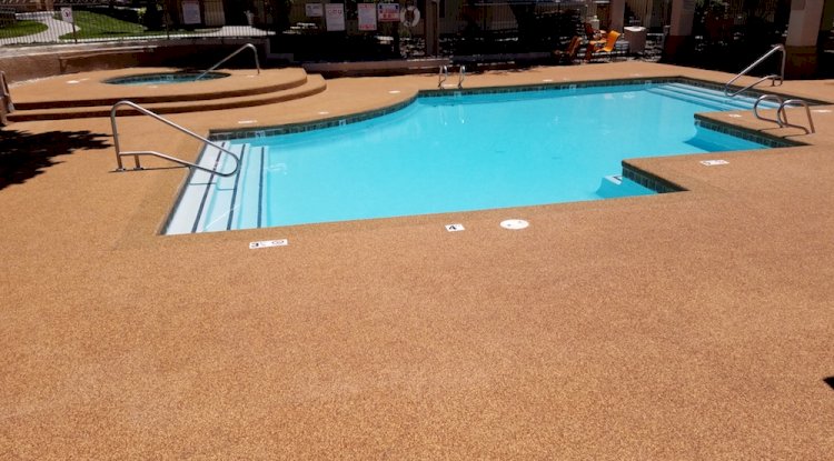 Benefits of using rubber surfacing for playgrounds