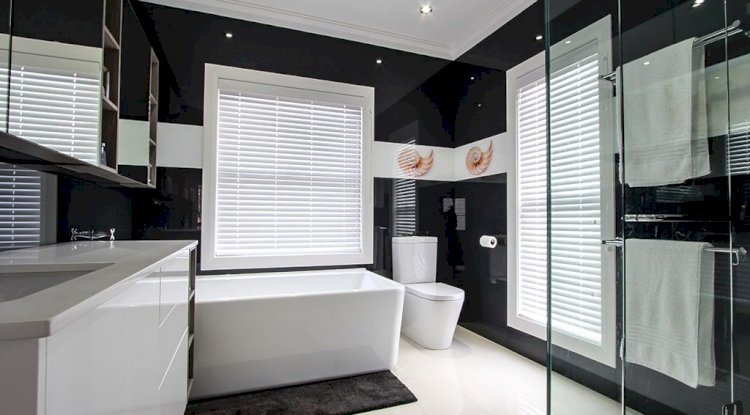 Why Should You Install Glass Splashback In Your Bathroom?