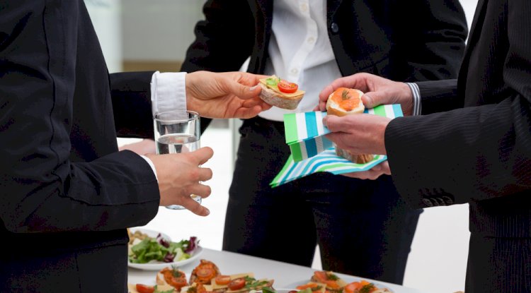 Things To Be Addressed When Hiring a Corporate Catering Service