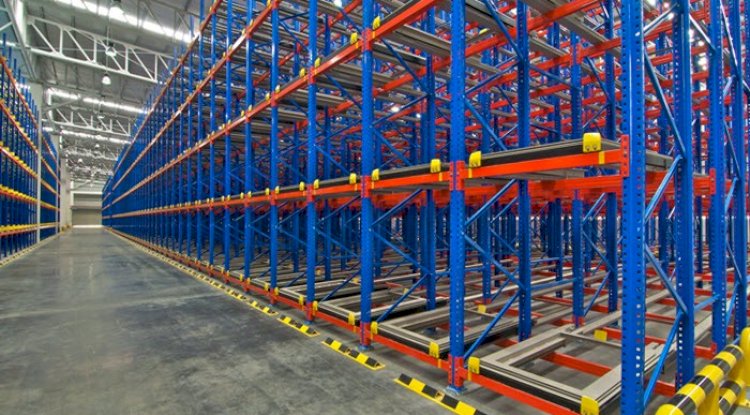 Why Should You Choose A Pallet Racking System For Your Facility?