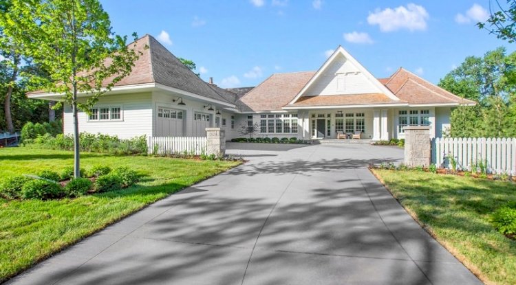 Know a Few Important Things About the Construction of Concrete Driveways