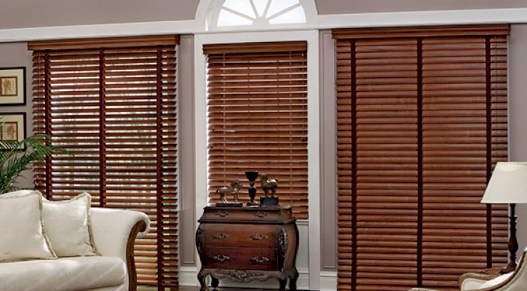 How Much Smaller Should Blinds Be Than The Window?