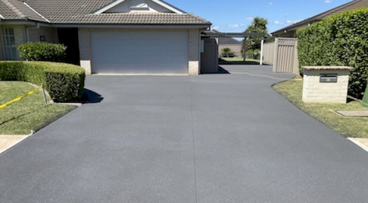 Concrete Driveway Inspirations For Modern Homes