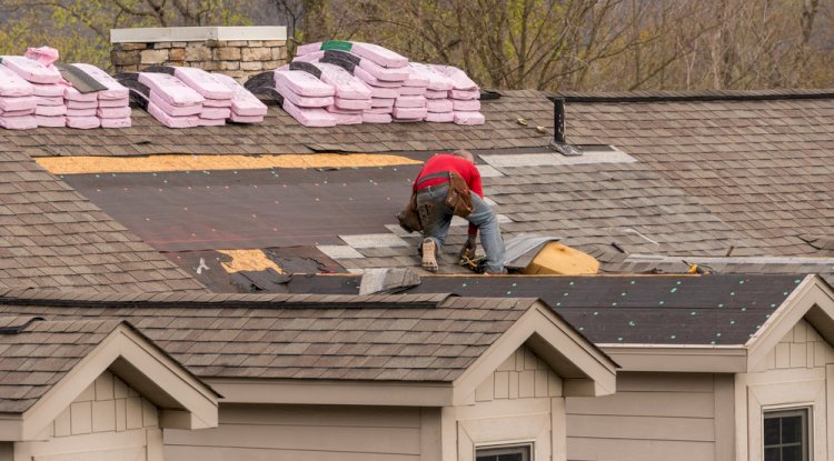 How to Easily Repair Your Damaged Roof