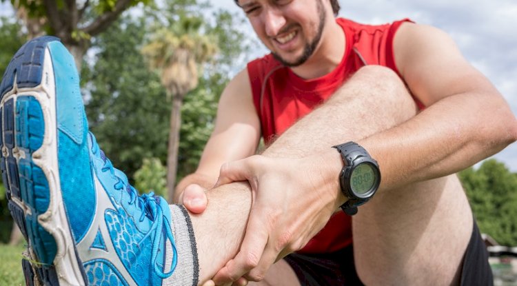 Comprehensive Guide to Sports Injuries: Prevention, Treatment, and Recovery