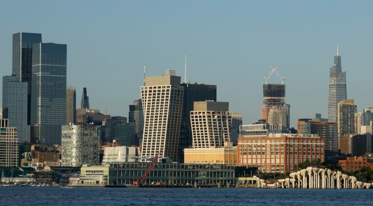 Must-Know NYC Areas for Aspiring Artists 