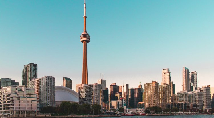 Top Cities in Canada for Aspiring Musicians