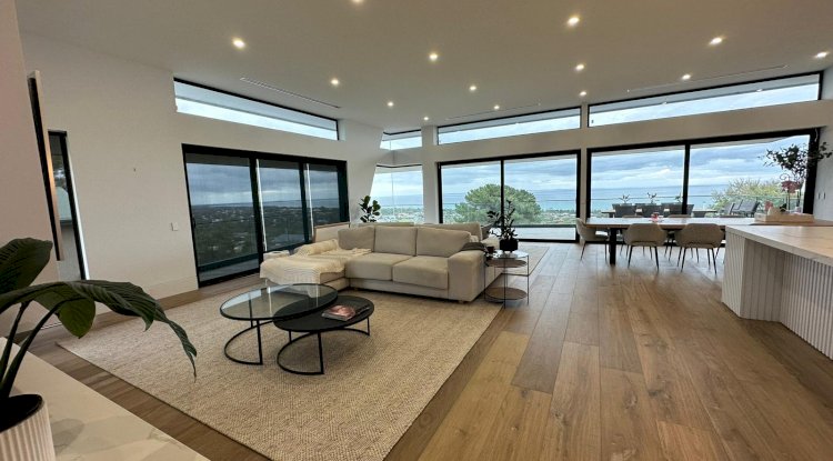 From Tired to Terrific: 5 Melbourne Paint Tricks to Transform Your Home