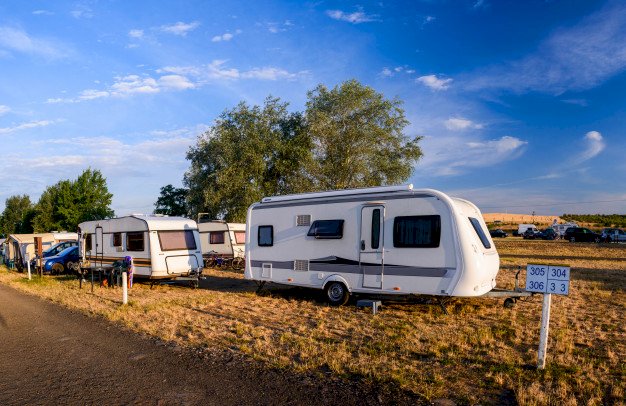 Handy Caravan Buying Tips for Family Escapades