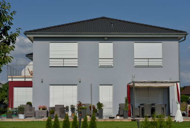 The Basics Of Roller Shutters: Pros With All Important Factors To Consider