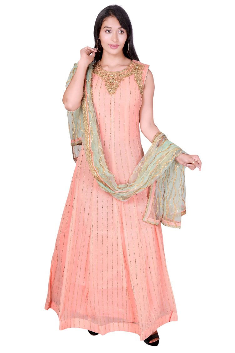 Where Is The Best Place For Ladies Ethnic Wear Manufacturers In Delhi, India?