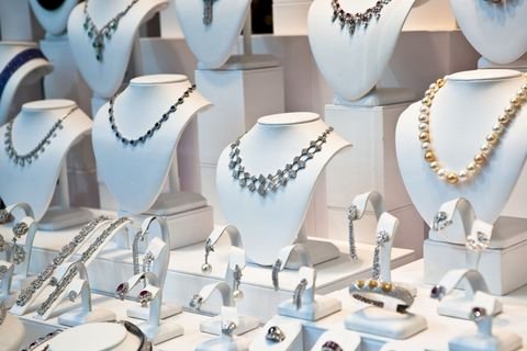 Top 3 Reasons Why People Choose To Buy Jewelry From Their Favorite Specific Designers