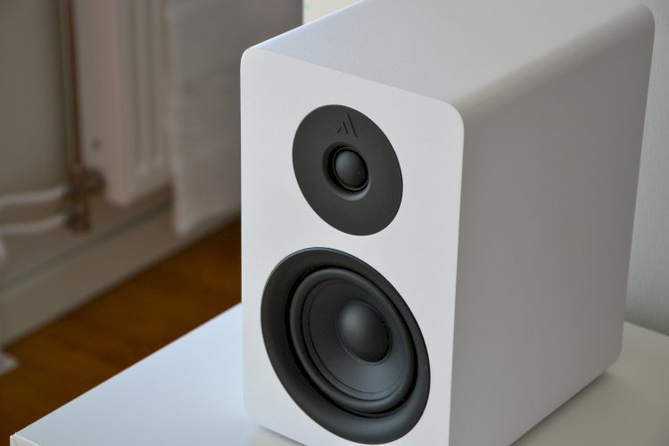 The Best bookshelf speakers In 2021 | Complete review