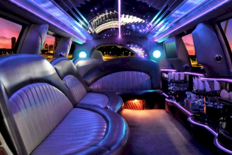 Renting a Limousine For Proms