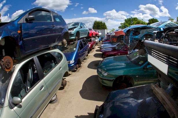 Sell Your Unwanted Items & Cars For Cash This Christmas