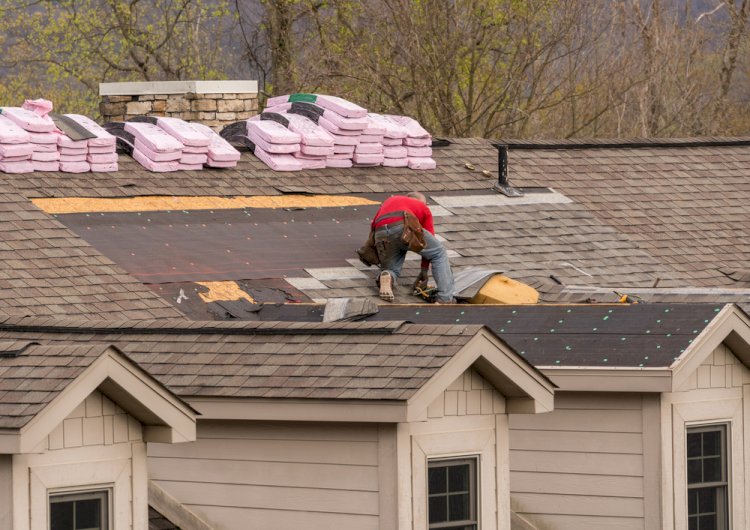 How to Easily Repair Your Damaged Roof