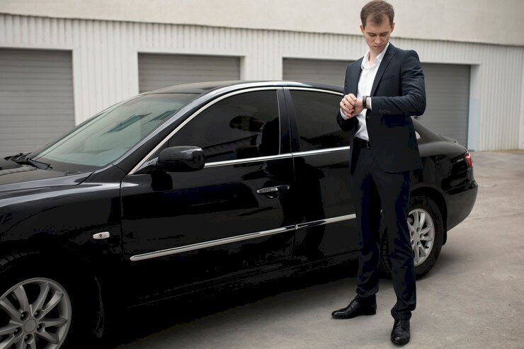 The Ultimate Guide to Choosing a Melbourne Chauffeur for Luxury Transportation