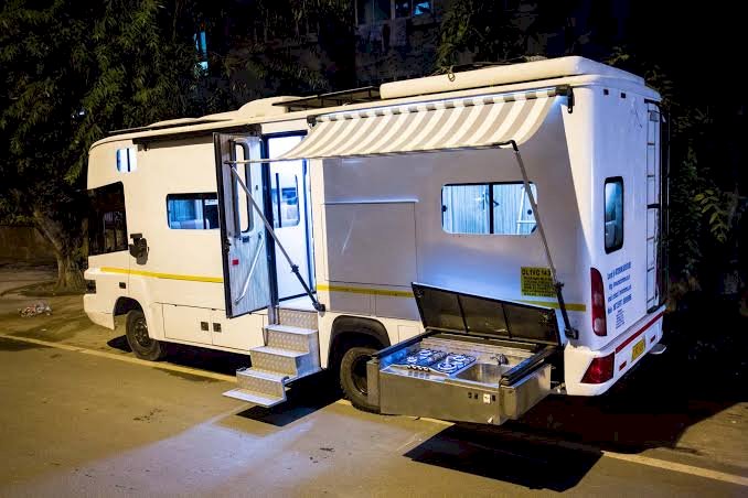 Hitting the Road: A Guide to Family Caravans for Sale in Melbourne and Adelaide